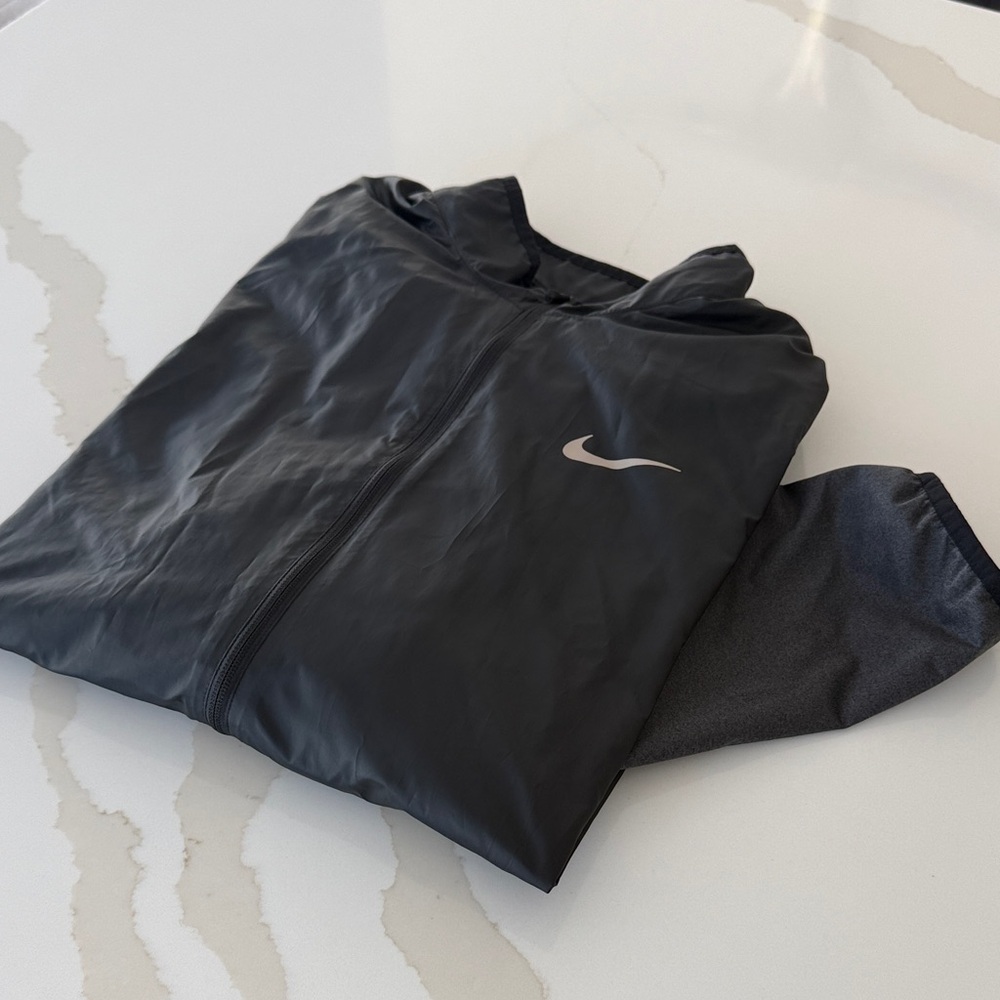 Nike Two-tone Lightweight Jacket - image 3